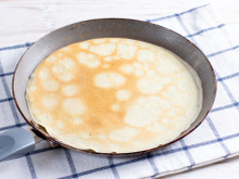 Massa de panqueca com FUBÁ muito fofinha é a RECEITA DE FAZENDA que você precisa fazer na sua casa! Confira