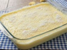 Rende uma travessa gigante: a sobremesa de abacaxi geladinha que é o sucesso do almoço de domingo