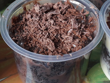Bolo de pote de chocolate com brigadeiro