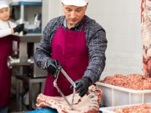 Fernando Majeras, açougueiro: “Há três coisas fundamentais a observar na carne: a cor, a gordura e o cheiro.”