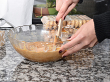 Como fazer doce de leite caseiro: receita é simples e leva apenas 3 ingredientes