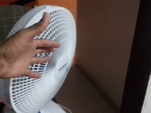 Mesmo sem ar-condicionado, minha casa sempre fica fresca no verão com esse truque que aprendi com meu avô