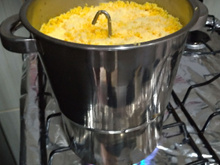 Cuscuz de três queijos com calabresa