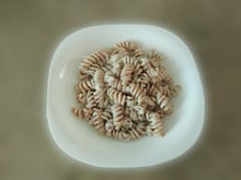Macarrão integral com 3 queijos (mac and cheese)