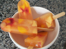 Ninguém vai resistir: receita de picolé caseiro simples e delicioso pro lanche ou sobremesa