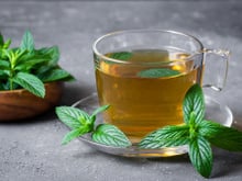 O chá que ajuda o fígado a se purificar: aprenda como preparar essa infusão para obter benefícios surpreendentes aos rins