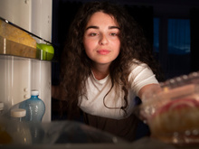 Esses são os alimentos proibidos depois das 21h para evitar doenças, aponta estudo