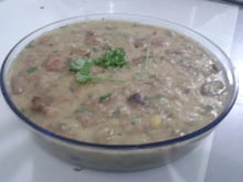 Caldo de mandioca à moda mineira