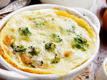 Omelete assada de batata, abóbora e brócolis: TudoGostoso ensina como fazer a receita fácil e deliciosa para o jantar