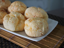 Pão de queijo de padaria