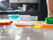 Eu sempre perdia as tampas dos meus potes até aprender como organizá-los corretamente, e isso parou de acontecer!