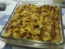 Torta de arroz, carne moída e banana