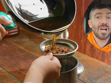 Você está jogando óleo de cozinha usado fora do jeito errado: responsável pela coleta revela o lugar ideal — e não é no ralo da pia