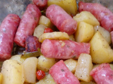 Liguiça ao forno com batatas gratinadas