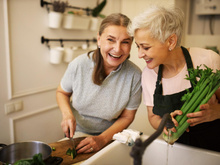 Se você tem mais de 60 anos, tome cuidado com o que come no jantar: nutri mostra o que evitar durante a refeição