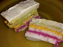 Bolo salgado colorido