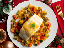 Enfrentar fila para comprar bacalhau barato para o Natal vale a pena se for para fazer essas receitas surreais de gostosas