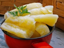 Mandioca na manteiga