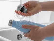 Estas são as melhores opções de garrafas térmicas para você levar sua bebida gelada para qualquer lugar