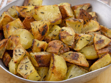 Batatas assadas à siciliana, um acompanhamento diferente inspirado na tradição italiana