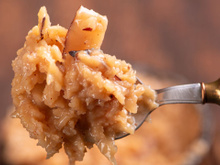 Não sou a rainha da cocada preta mas ensino uma versão cremosa do doce que vai deixar todo mundo babando na Festa Junina