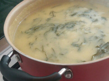 Sopa de fubá com couve