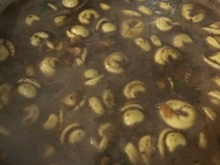 Sopa de feijão com agnoline e legumes