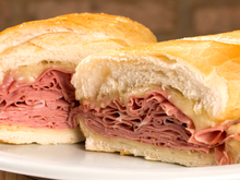 O pão com mortadela mais famoso do Brasil fica pronto em minutos e é meu sanduíche favorito