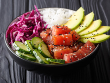 2 receitas de poke para fazer em casa