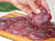 Benefícios do fígado bovino: desprezada por muitos, essa PROTEÍNA DE ALTA QUALIDADE traz várias vitaminas e nutrientes