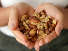 Quais nozes os cardiologistas recomendam para a saúde do coração?