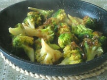 Brócolis na manteiga