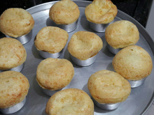 Pão de queijo de tapioca a moda do Sato