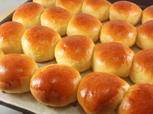 Faça em casa esse pão de brioche gostoso e fofinho que é melhor do que o de muita padaria!