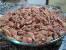 Filé de peito de frango ao molho rosé com vinho tinto