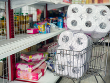 Turista japonês revelou 11 coisas que o chocaram nos supermercados do Chile: "Esse papel higiênico é muito caro"