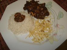 Mignon ao vinho e gorgonzola