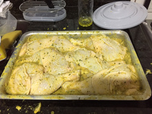 Sobrecoxa de frango na mostarda