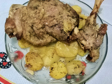 Pernil de cordeiro assado