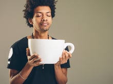 Afinal, café dá energia ou melhora a concentração? A ciência explica