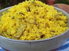 Essa receita de farofa com casca de banana surpreende até quem não gosta de fruta