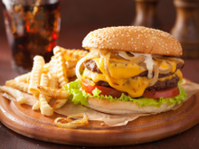 Molho para hambúrguer: 5 receitas práticas