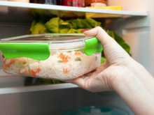 Resfriar o arroz antes de comer pode ajudar a controlar os níveis de açúcar no sangue após uma refeição