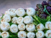 Ouro vegetal: a verdura que ajuda a reduzir o inchaço e combater a retenção de líquidos naturalmente