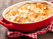 Filé de peixe ao molho branco com coentro