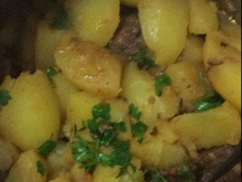 Picadinho de carne com batatas