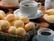 5 maneiras de fazer pão de queijo: confira