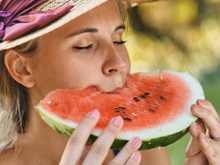 Quando o calor passa dos limites, essas são as comidas que salvam o dia (e o corpo)