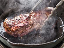 Chega de cheiro de fritura na cozinha: é isso que você precisa fazer para resolver o problema em apenas 5 minutos