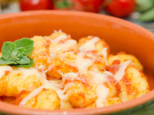 Nhoque de mandioca que derrete na boca: massa deliciosa não fica com gosto de farinha e é muito fácil